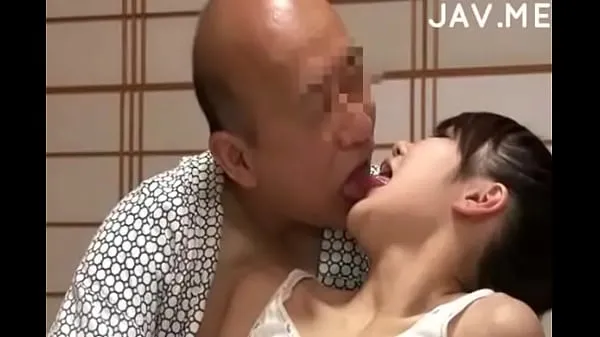 HD Delicious Japanese girl with natural tits surprises old man 드라이브 동영상