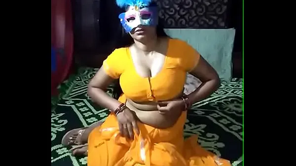 HD indian hot aunty show her nude body webcam s ex video chatting on chatubate porn site enjoy on cam fingering in pussy hole and cumming desi garam masala doodhwali chubby indian drive Movies