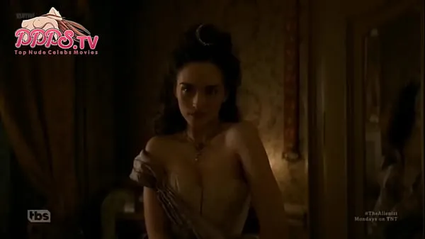 HD 2018 Popular Emanuela Postacchini Nude Show Her Cherry Tits From The Alienist Seson 1 Episode 1 Sex Scene On PPPS.TV 드라이브 동영상