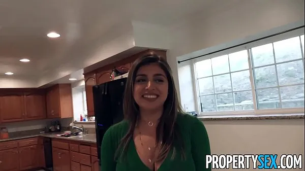 HD PropertySex Horny wife with big tits cheats on her husband with real estate agent drive Movies