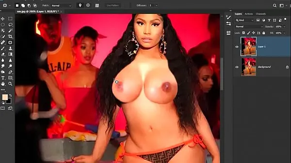 HD-Nicki Minaj in Photoshop ausziehen | Vollständiges BildDrive-Filme