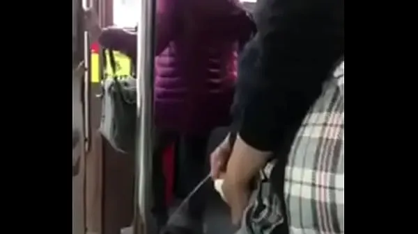 HD Uomo gay pipì sul tram pubblicamenteproduci film