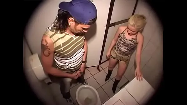 HD German kinky blonde in her favorite toilet memandu Filem