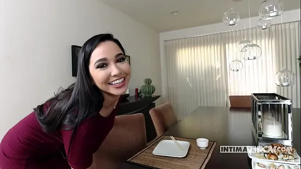 HD Sushi Surprise w Karlee Grey Filmleri Sürdürün