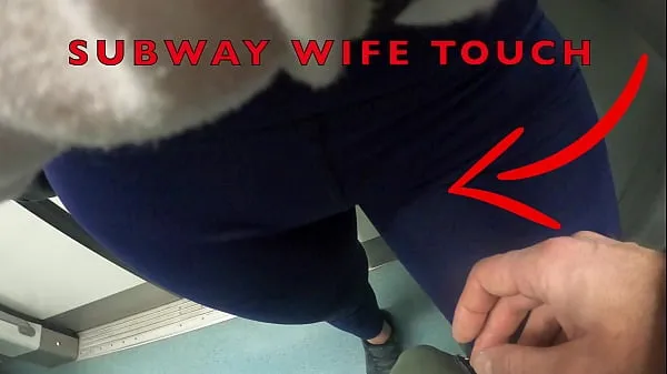 HD My Wife Let Older Unknown Man to Touch her Pussy Lips Over her Spandex Leggings in Subway-filmer