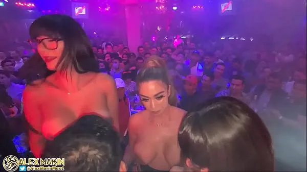 أفلام عالية الدقة They suck me off before going to give a show in a bar in Chiapas تعمل بمحرك