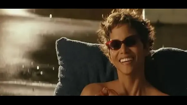 एचडी Halle Berry In Swordfish ड्राइव मूवीज़