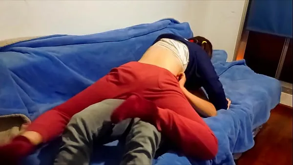 高清 身材苗条的运动型青少年刺激并在我的硬鸡巴上敲打她湿漉漉的紧身猫 驱动电影