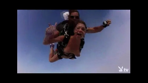 HD Nude Hot Girls Skydiving drive -elokuvat