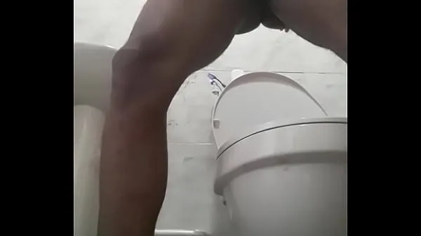 HD Boy Massages Himself In The Bathroom conduce películas