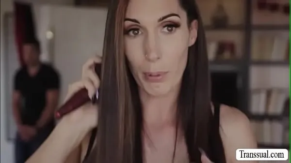 Filmy z jednotky HD Stepson bangs the ass of her trans stepmom