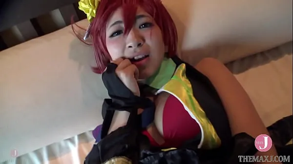 高清 她就是这样，穿着可爱的COSPLAY服装，在摄影棚里一直到最后一分钟，她都在慢慢地拍 驱动电影