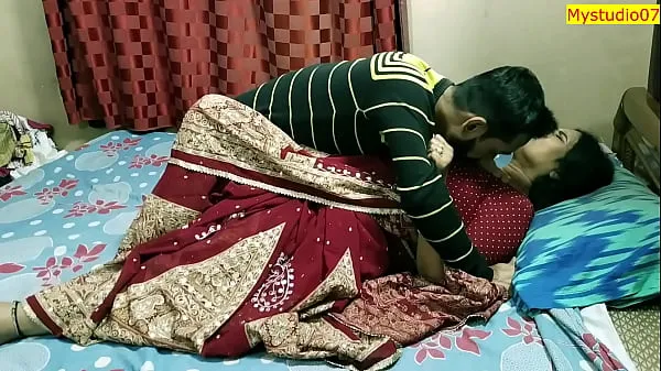 HD Indian xxx milf bhabhi sexo real com o marido amigo íntimo! Limpar áudio hindi gera filmes