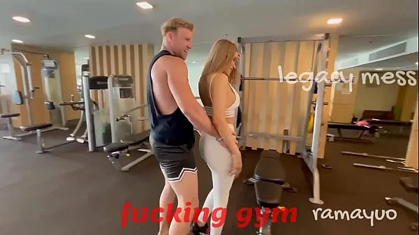 HD-LM: Verdammte Übungen im Fitnessstudio mit Sara. P1Drive-Filme