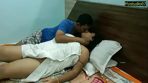 HD Indian hot xxx bhabhi pagando dívida do marido!! Plz não goze dentro gera filmes