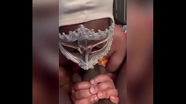 एचडी KyttKatt puts back on the mask for a slurping and fucking ड्राइव मूवीज़