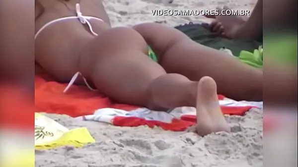 Ổ đĩa HD Vídeo amador de garotas brasileiras vestindo biquínis minúsculos na praia Phim