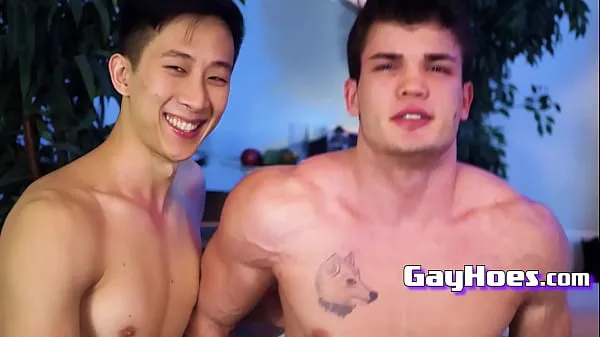 HD Sexy Asian Jock Barebacks His Cute Friend - Tyler Wu, Kurt Adam ڈرائیو موویز