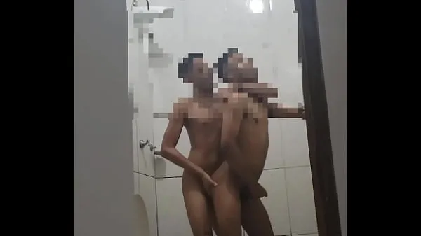 HD Amigos fazendo um sexo gostoso no banheiro gera filmes