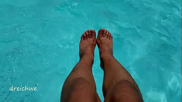 HD Feet in the pool with a lot of water drive Movies